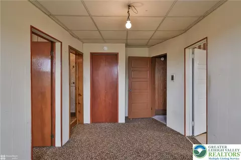 Entry Way - 2005 3rd St, Bethlehem, PA 18020 photo 2 of 3