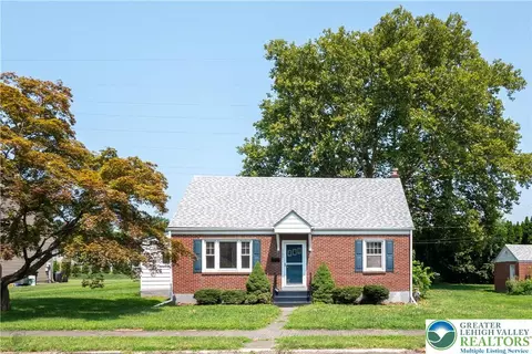 1105 Decatur St, Bethlehem, PA 18017