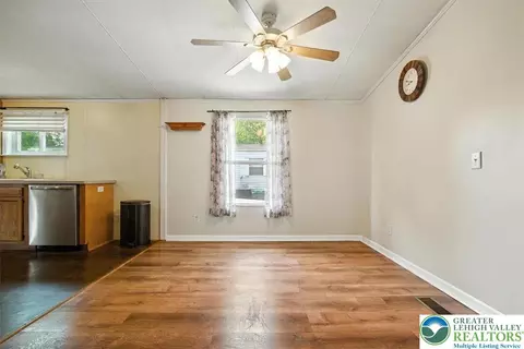 234 Juniper Xing, East Allen Twp, PA 18014 photo 16