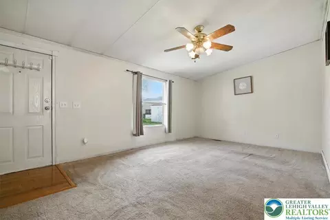 234 Juniper Xing, East Allen Twp, PA 18014 photo 12