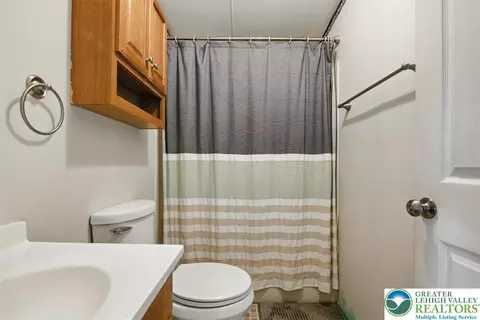 234 Juniper Xing, East Allen Twp, PA 18014 photo 35