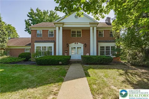 1425 N 39th St, Allentown, PA 18104