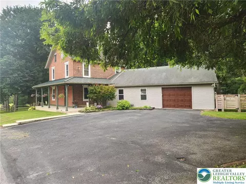 861 Municipal Rd, Lehigh Twp, PA 18088