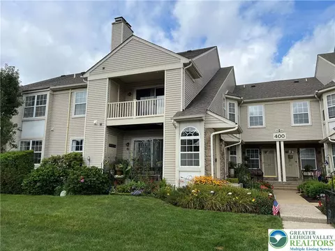 402 Bedford Court #402, Milford Twp, PA 18951
