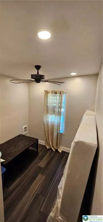 Bedroom - 1019 Birch St, Reading, PA 19604 photo 4 of 4
