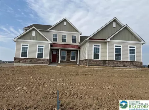 3450 George St #8, North Whitehall Twp, PA 18078