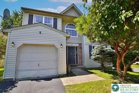 302 Vista Dr, Easton, PA 18042
