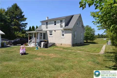 3151 Valley View Dr, Bath, PA 18014 photo 6