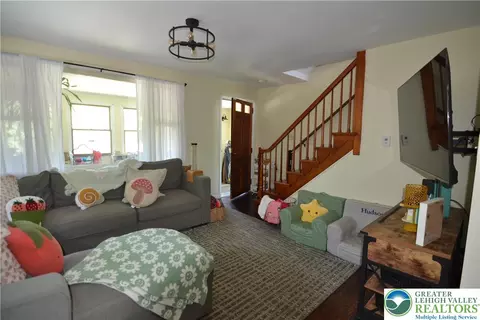 3151 Valley View Dr, Bath, PA 18014 photo 13