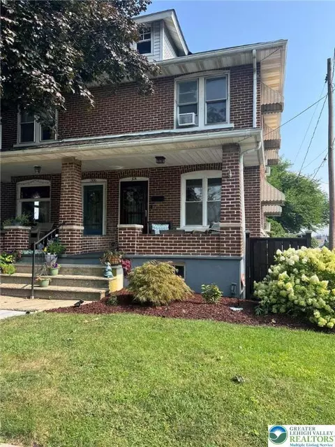 304 20th St, Northampton, PA 18067