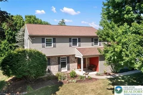 1253 Clearview Cir, Allentown, PA 18103