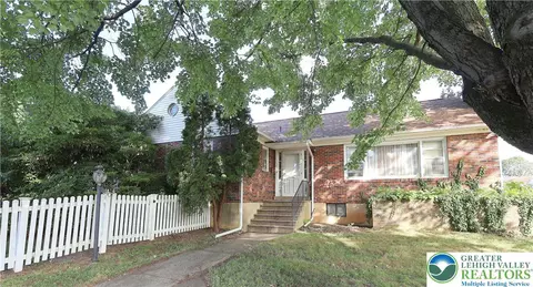 1806 Lincoln St, Bethlehem, PA 18017