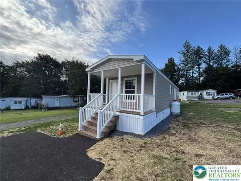 20 Court St, Lehighton, PA 18235