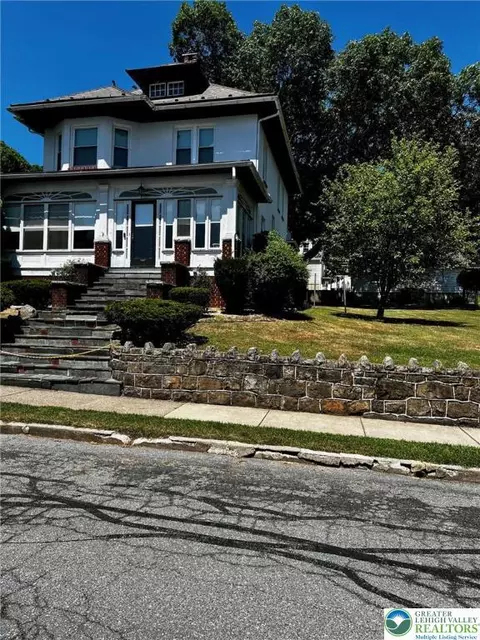 101 E Plainfield Ave, Pen Argyl, PA 18072