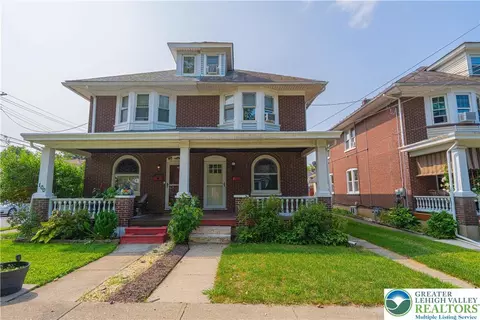 102 W Milton St, Easton, PA 18042
