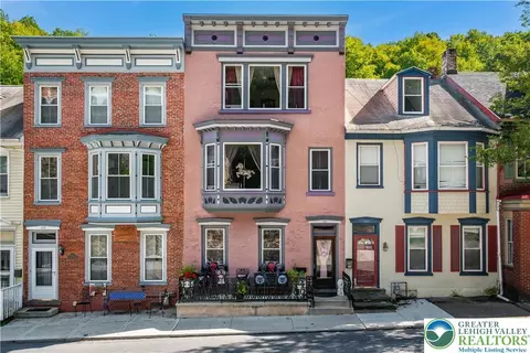 131 W Broadway, Jim Thorpe, PA 18229