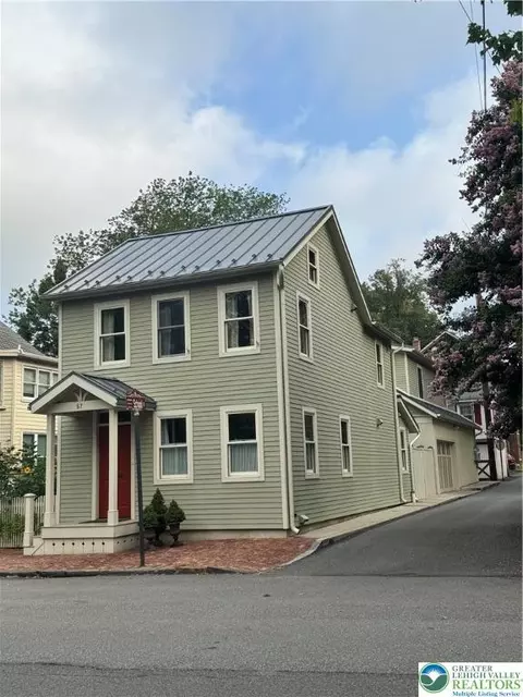 57 E Wall St, Bethlehem, PA 18018