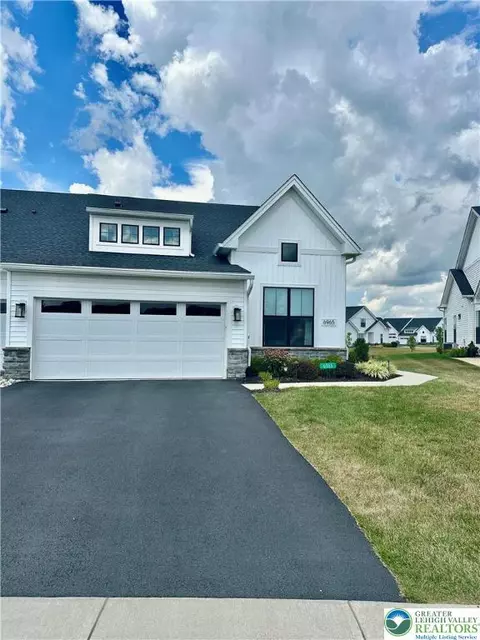 6965 Maple Dr, Bath, PA 18014 photo 33