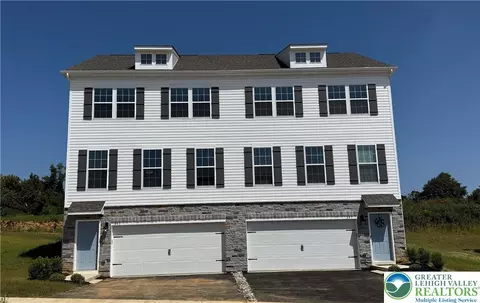 245 Winding Rd, Forks Twp, PA 18040