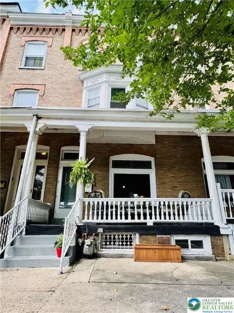 1523 Chew St, Allentown, PA 18102