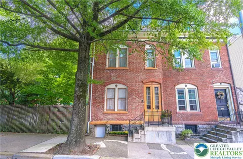 118 N 4th St, Easton, PA 18042