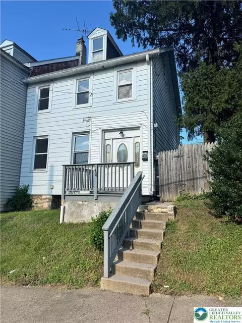 404 Centre St, Easton, PA 18042