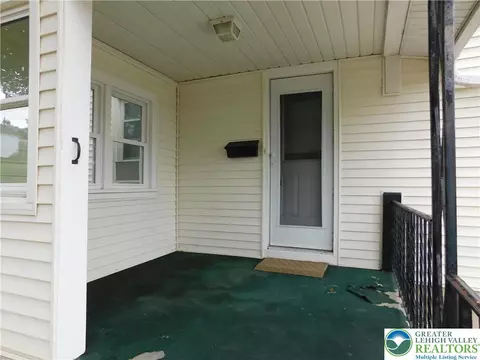 Exterior - 504 Spring St, Bethlehem, PA 18018 photo 4 of 4