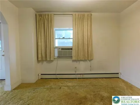 Living - 504 Spring St, Bethlehem, PA 18018 photo 5 of 5