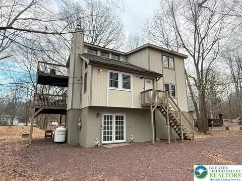 248 Penn Forest Trl, Albrightsville, PA 18210