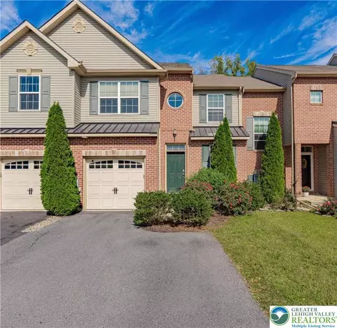 5155 Dogwood Trl, Allentown, PA 18104