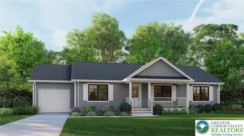 72 Maccauley Rd, Penn Forest Twp, PA 18210