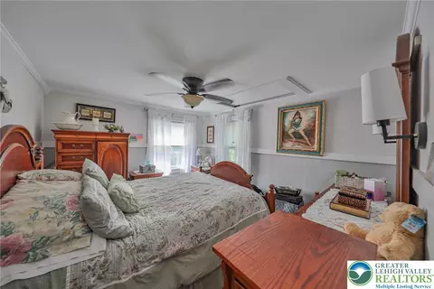 Bedroom - 181 E Moorestown Rd, Wind Gap, PA 18091 photo 1 of 6