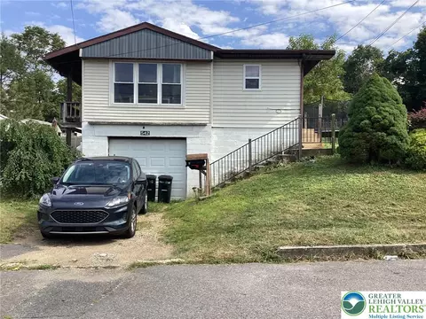 542 Third St, Port Carbon, PA 17965