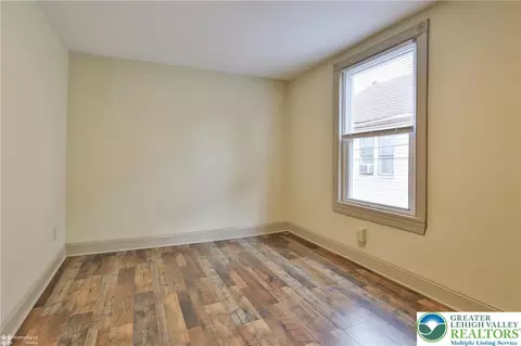 Bedroom - 55 E North St, Bethlehem, PA 18018 photo 5 of 11