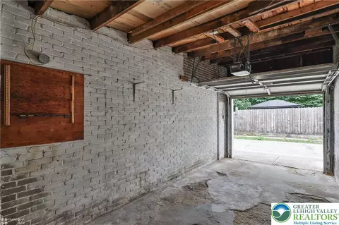 Entry Way - 55 E North St, Bethlehem, PA 18018 photo 6 of 6