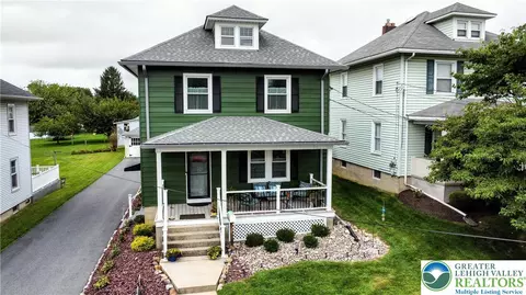 144 S Liberty St, Nazareth, PA 18064