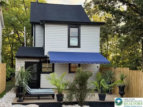 647 S Woodward St S, Allentown, PA 18103