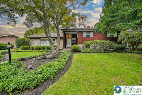 2739 W Liberty St, Allentown, PA 18104