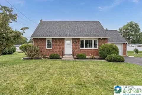 4435 Henry St, Easton, PA 18045