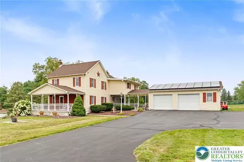 368 Meyer Rd, Nazareth, PA 18064