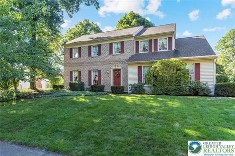 5300 Hanover Dr, Allentown, PA 18106