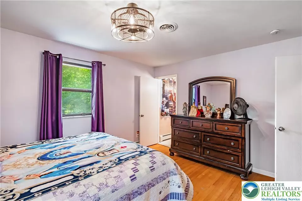 Bedroom - 2220 Paper Ln, East Stroudsburg, PA 18302 photo 1 of 4