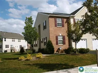 clauss/hunt/knight drive #10 S, Lower Macungie Twp, PA 18062