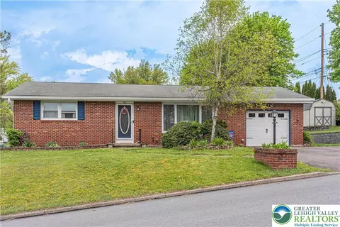101 Midway Ter, Bangor, PA 18013
