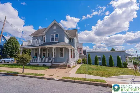 141 N 10th St, Easton, PA 18042