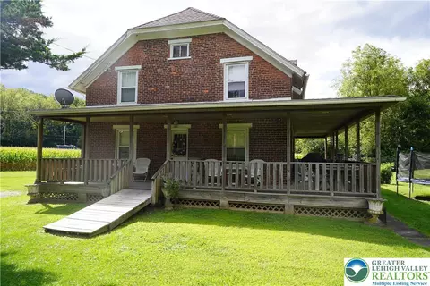 3065 Quarry St, Coplay, PA 18037