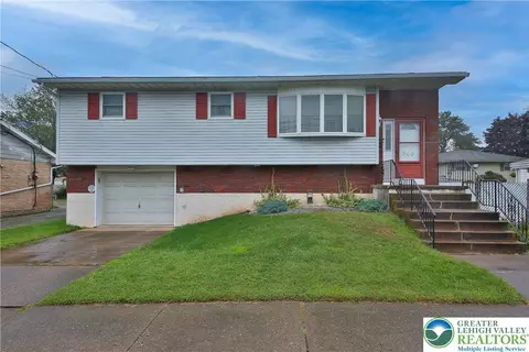 903 Mckinley St, Hazle Township, PA 18202