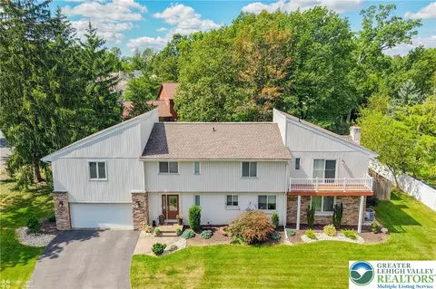 930 Springhouse Rd, Allentown, PA 18104