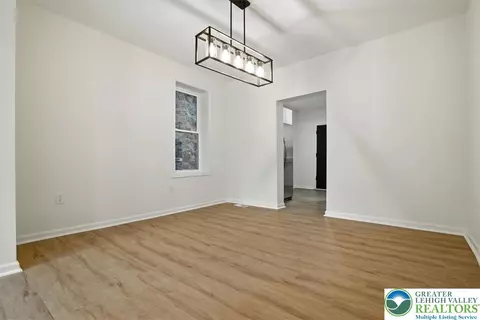 Dining - 1008 E 3rd St, Bethlehem, PA 18015 photo 1 of 1