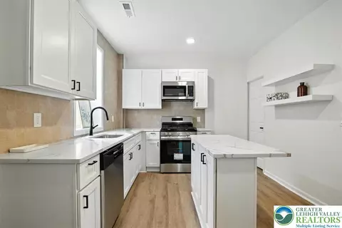 Kitchen - 1008 E 3rd St, Bethlehem, PA 18015 photo 3 of 5
